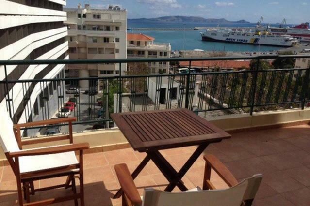 City Center Penthouse With Sea View Heraklion  Bagian luar foto